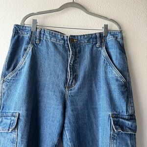 Universal Thread Women's Blue Boyfriend Jeans